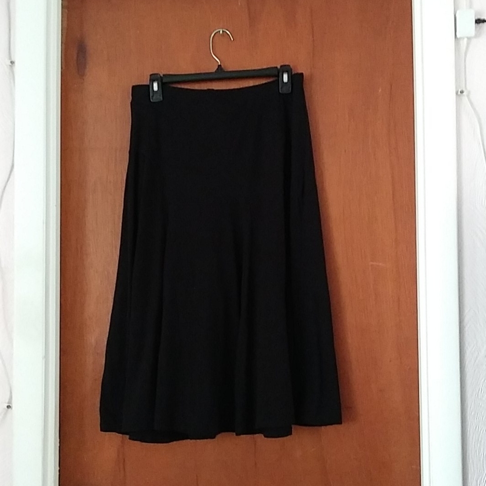 Black skirt